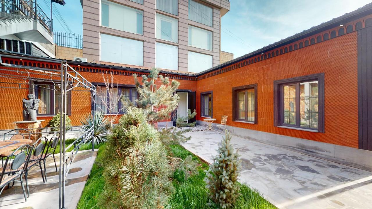 Aspar Boutique Hotel 耶烈万 外观 照片