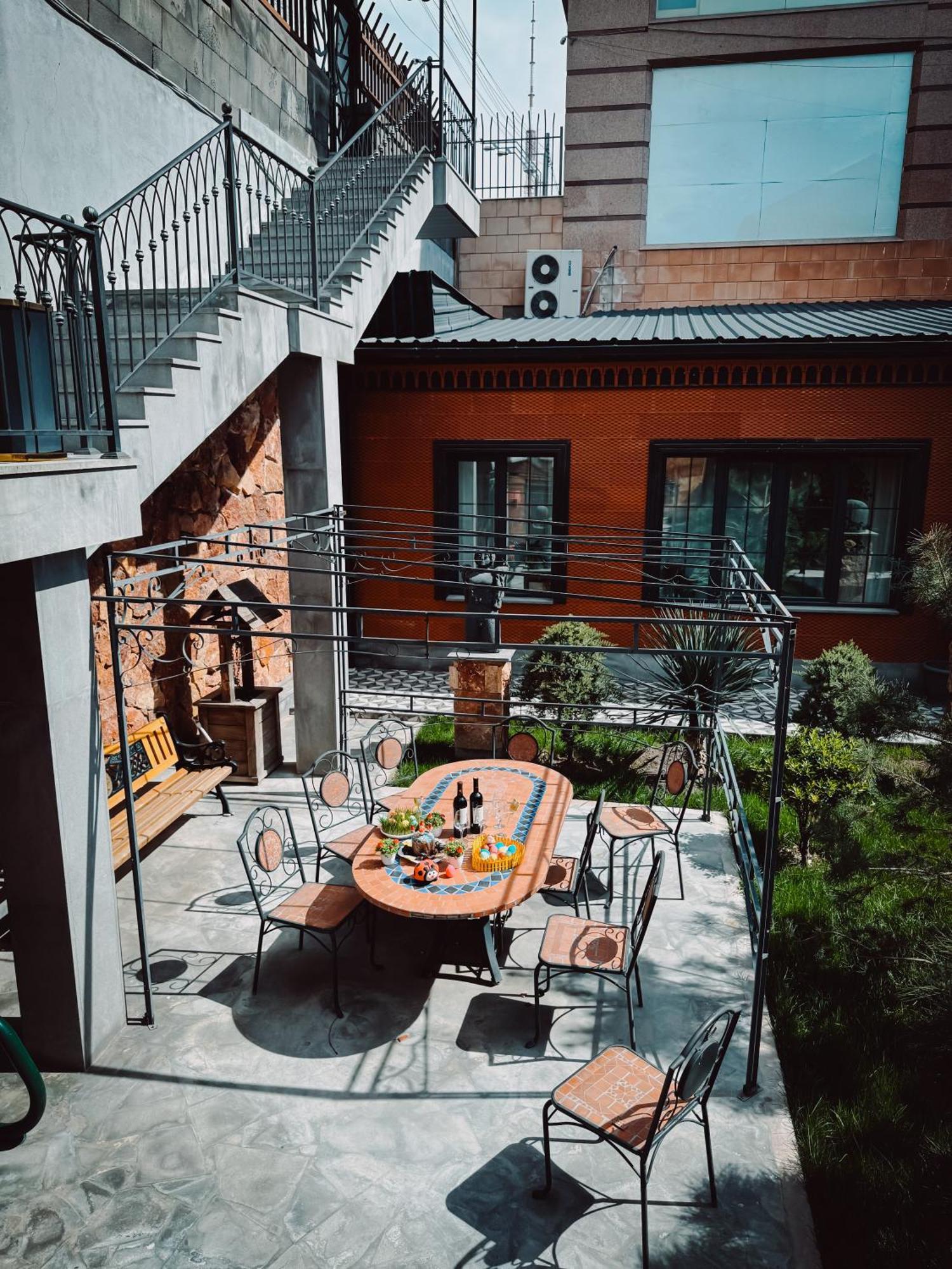 Aspar Boutique Hotel 耶烈万 外观 照片